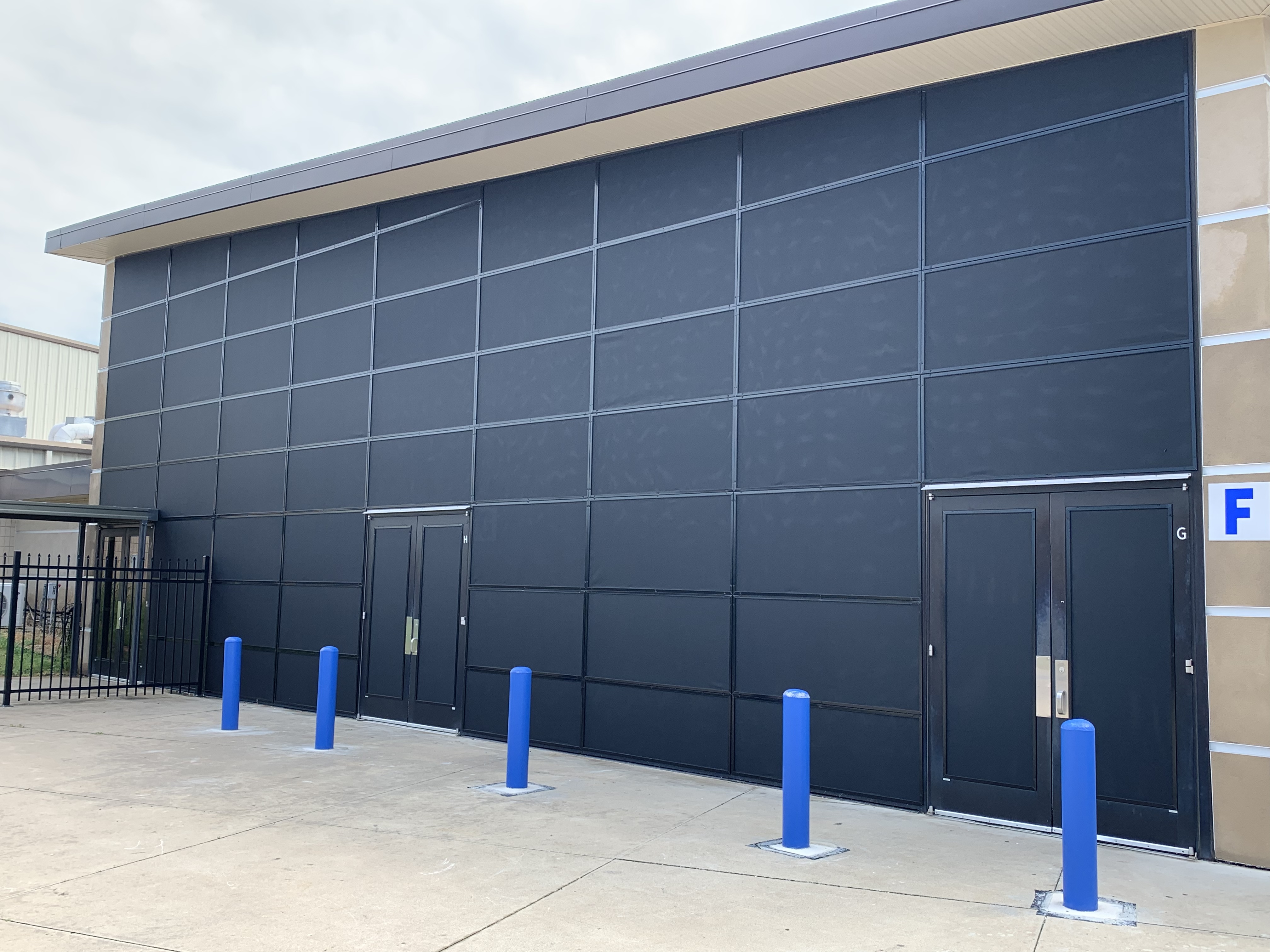 Commercial screens installed